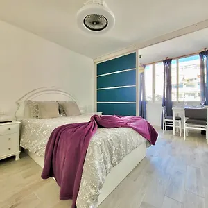 https://blue-beth.in-canary-islands.com